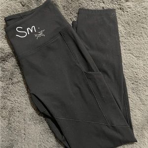 arcteryx oriel leggings size small